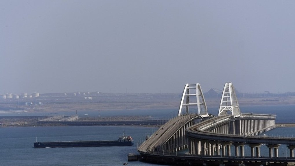 Russia threatened a devastating response if Ukraine attacked the Crimea bridge